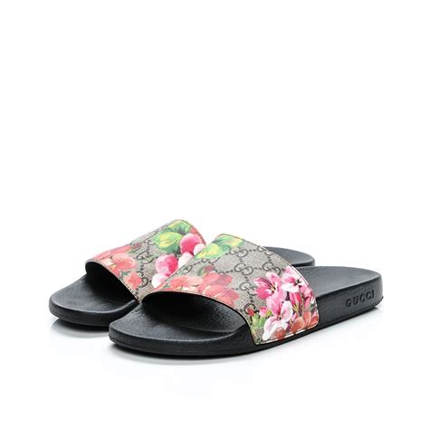 gucci schlappen rosa|Gucci slide sandals.